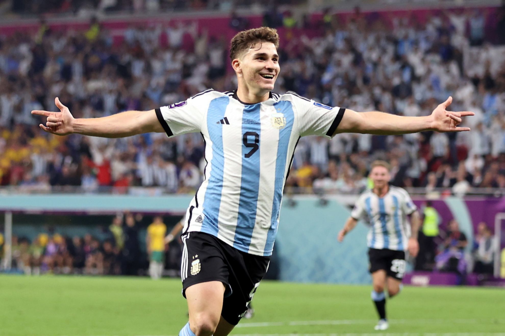 خولین آلوارز ستاره جوان تیم ملی آرژانتین