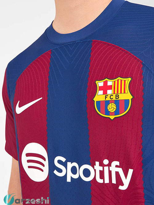 پیراهن رسمی بارسلونا رونمایی شد
