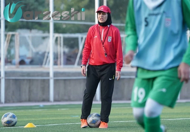 سنگربان تیم ملی ایران زهرا خواجوی از سوی مسئولان به‌عنوان بهترین بازیکن زمین انتخاب گردید.